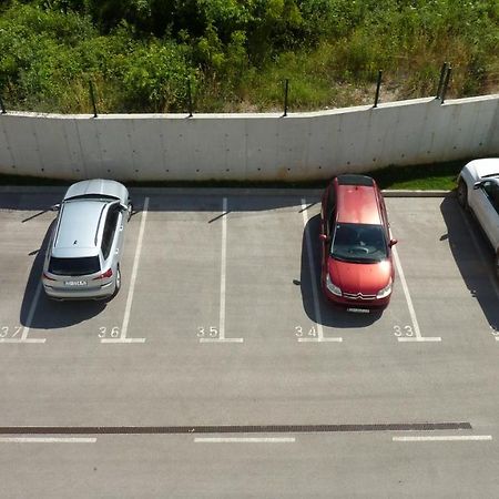 Apartment Jere With Private Parking Zadar Bagian luar foto