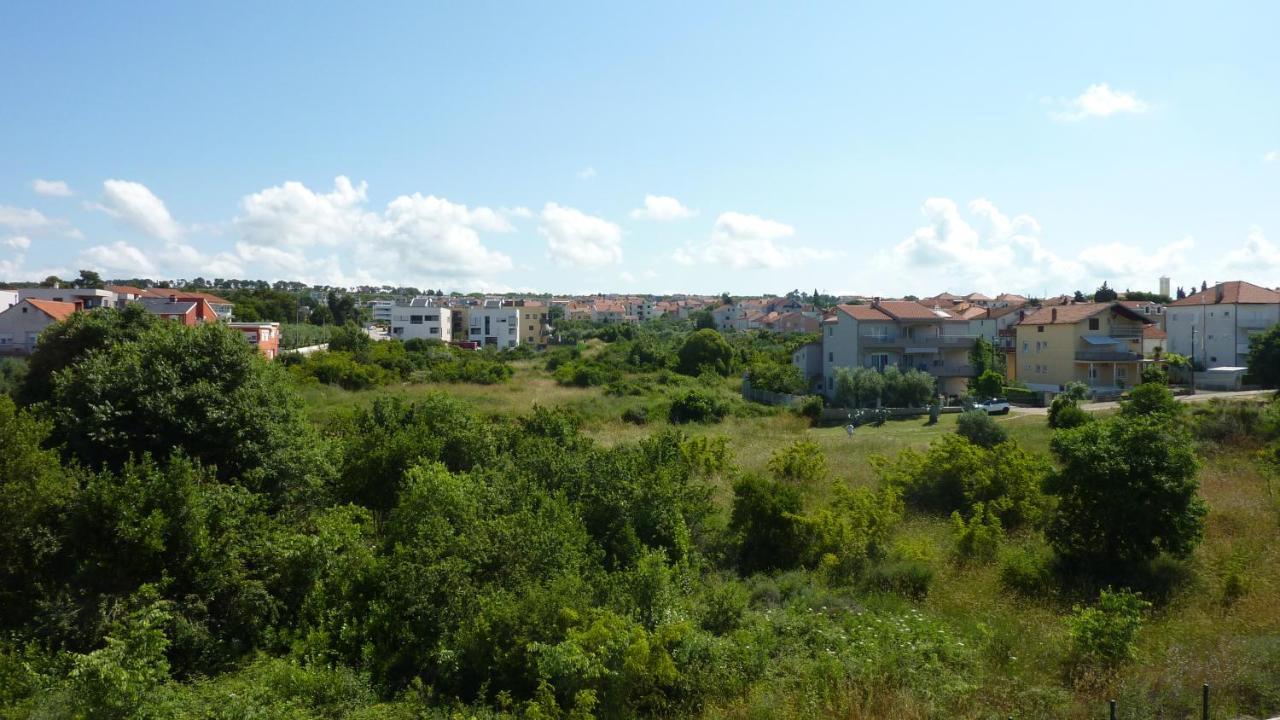 Apartment Jere With Private Parking Zadar Bagian luar foto