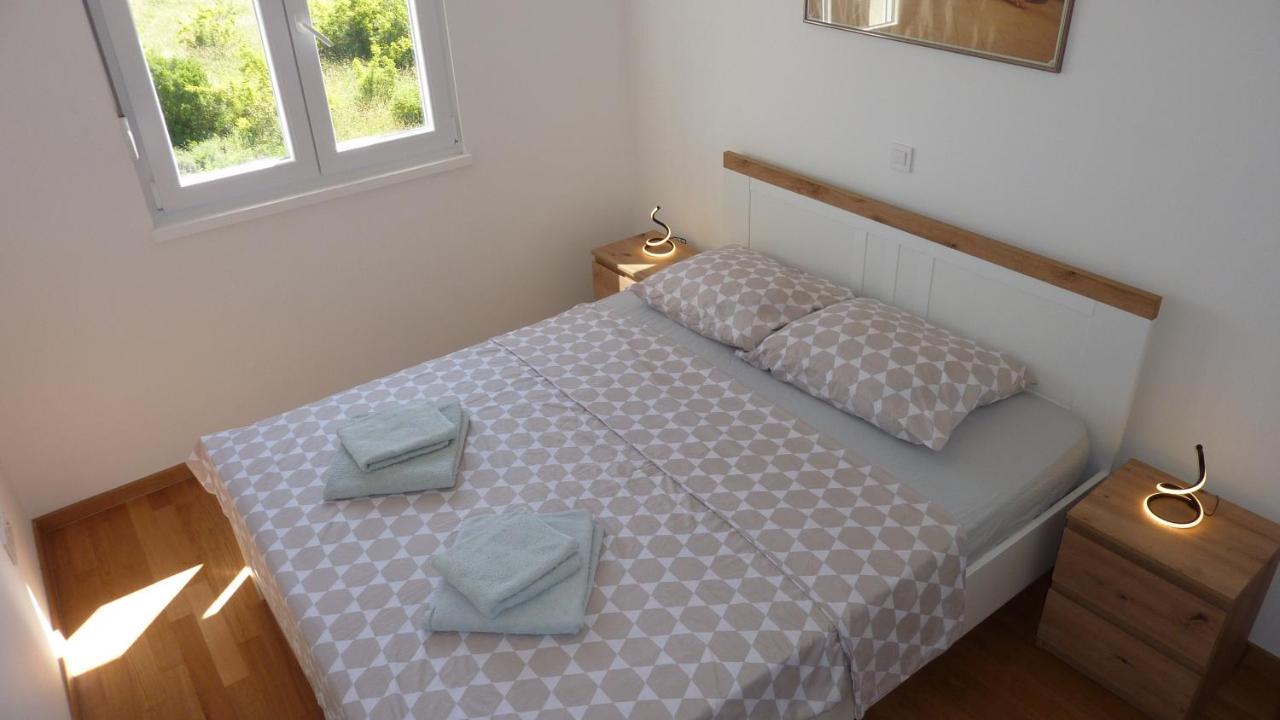 Apartment Jere With Private Parking Zadar Bagian luar foto