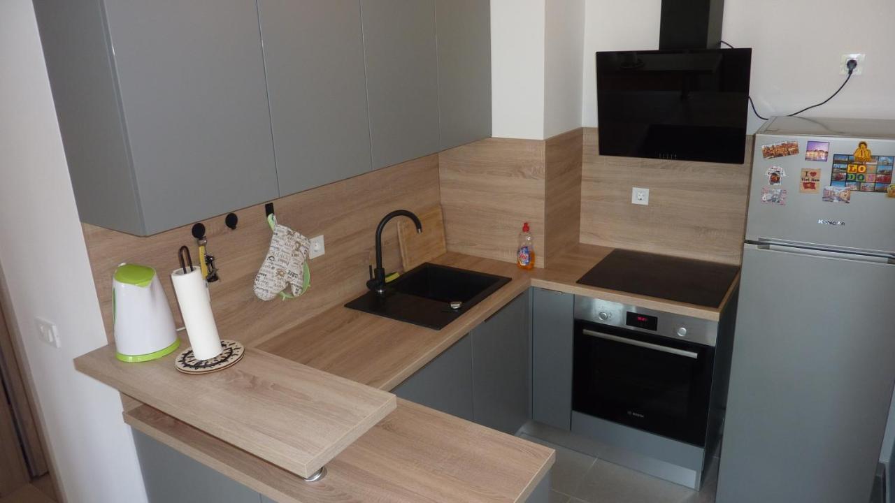 Apartment Jere With Private Parking Zadar Bagian luar foto